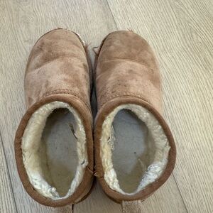 Ladies Chestnut Ultra Mini Uggs